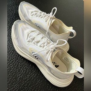 APL Women's Streamline WHITE / FROZEN GREY / PARCHMENT / US 8.5